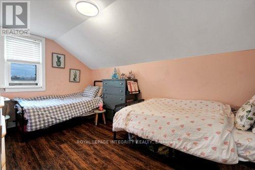 3 Bed, 2 Bath House for Sale in Arnprior – 90 FIRST AVENUE, Arnprior – MLS# X13477102 - Image 26