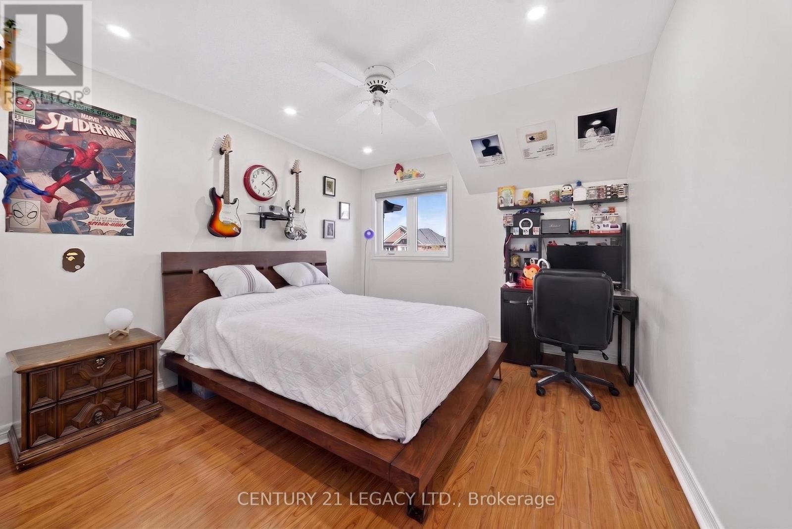 12 ARIA LANE - 30