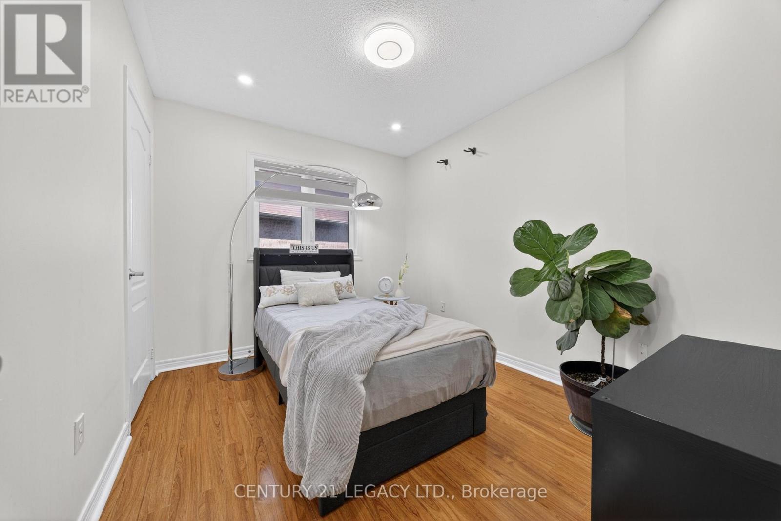 12 ARIA LANE - 35