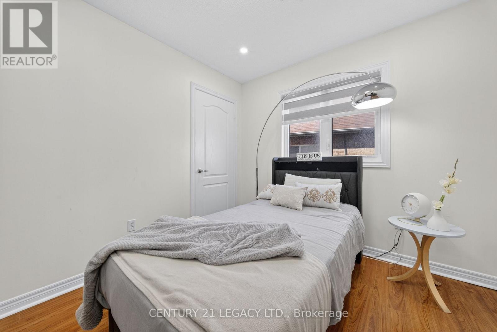 12 ARIA LANE - 36