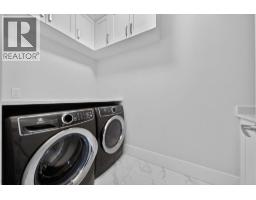 6669 Georgia Street, Burnaby, BC V5B4G4 Photo 17