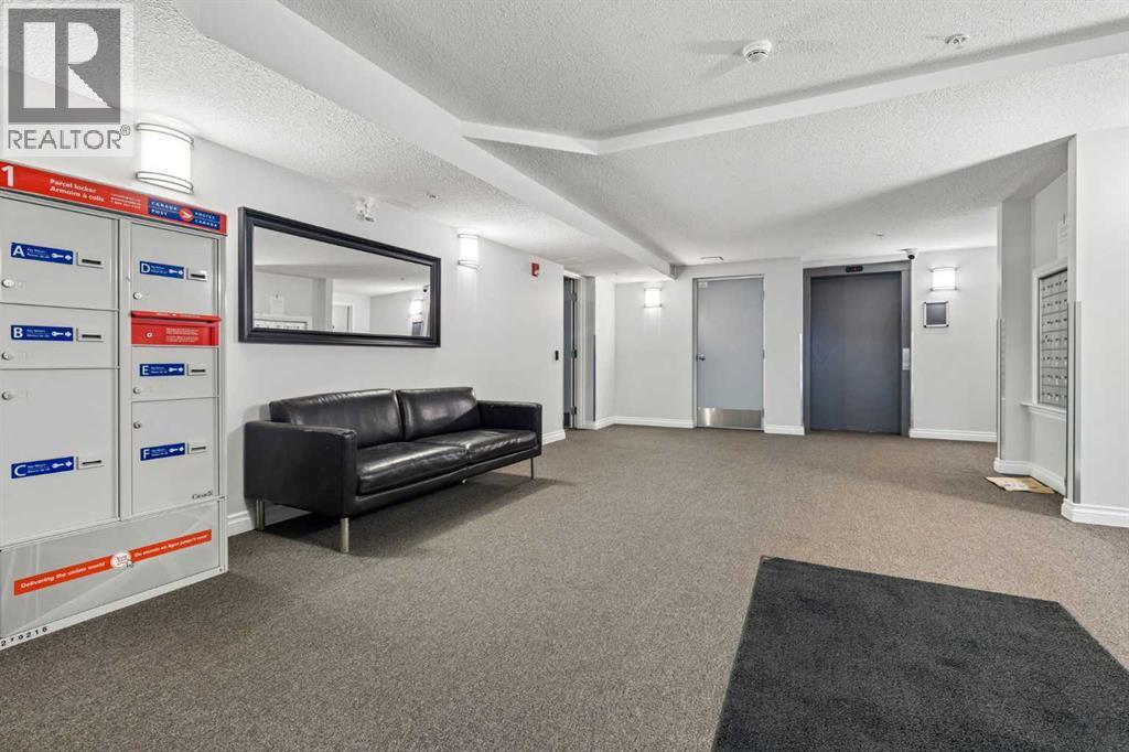 #310 1631 28 Avenue SW - 18