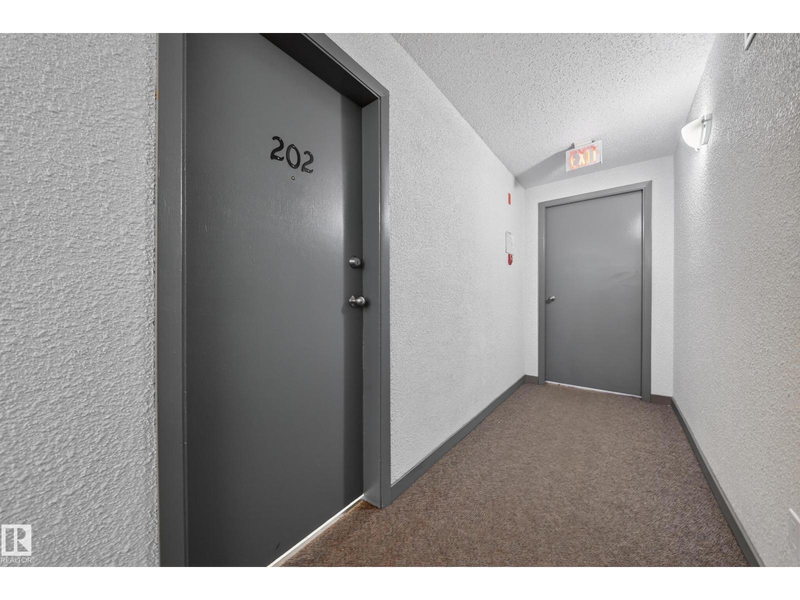 #202 10615 156 ST NW - 21