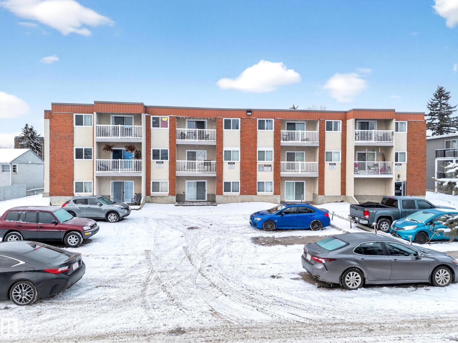 #202 10615 156 ST NW - 25