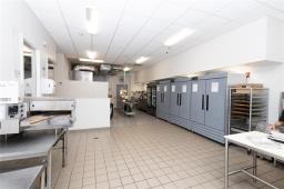 934 Rosser Avenue, Brandon, MB R7A0L4 Photo 9