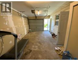 422 Arena Avenue, Trochu, AB T0M2C0 Photo 21