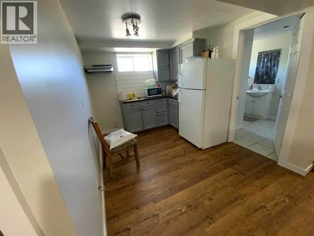 422 Arena Avenue - 13