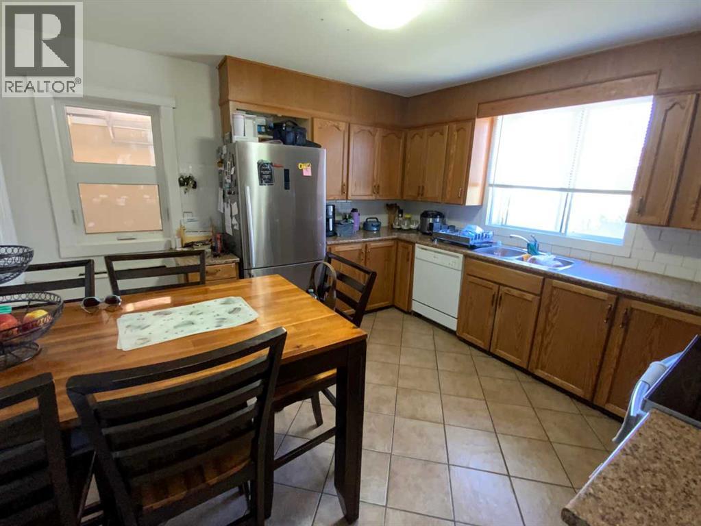 422 Arena Avenue - 2