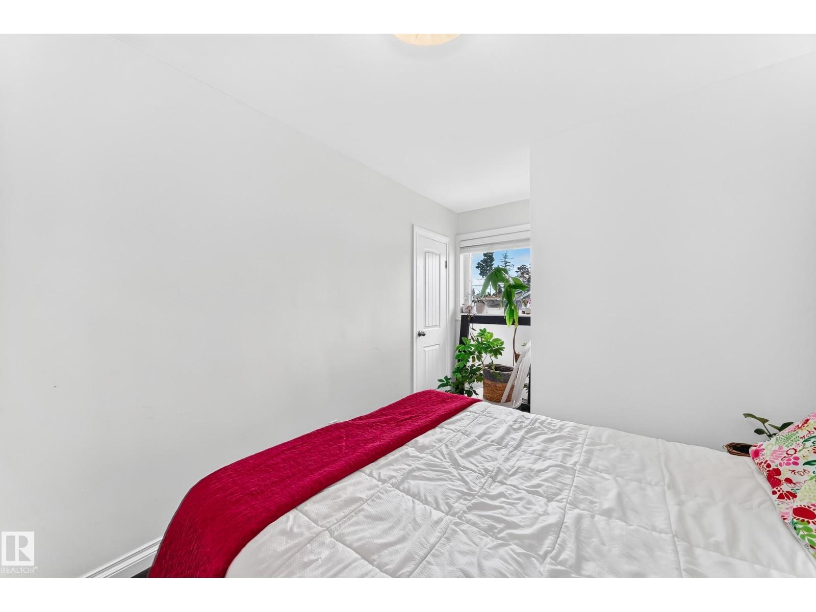 8751 155 ST NW — photo 24