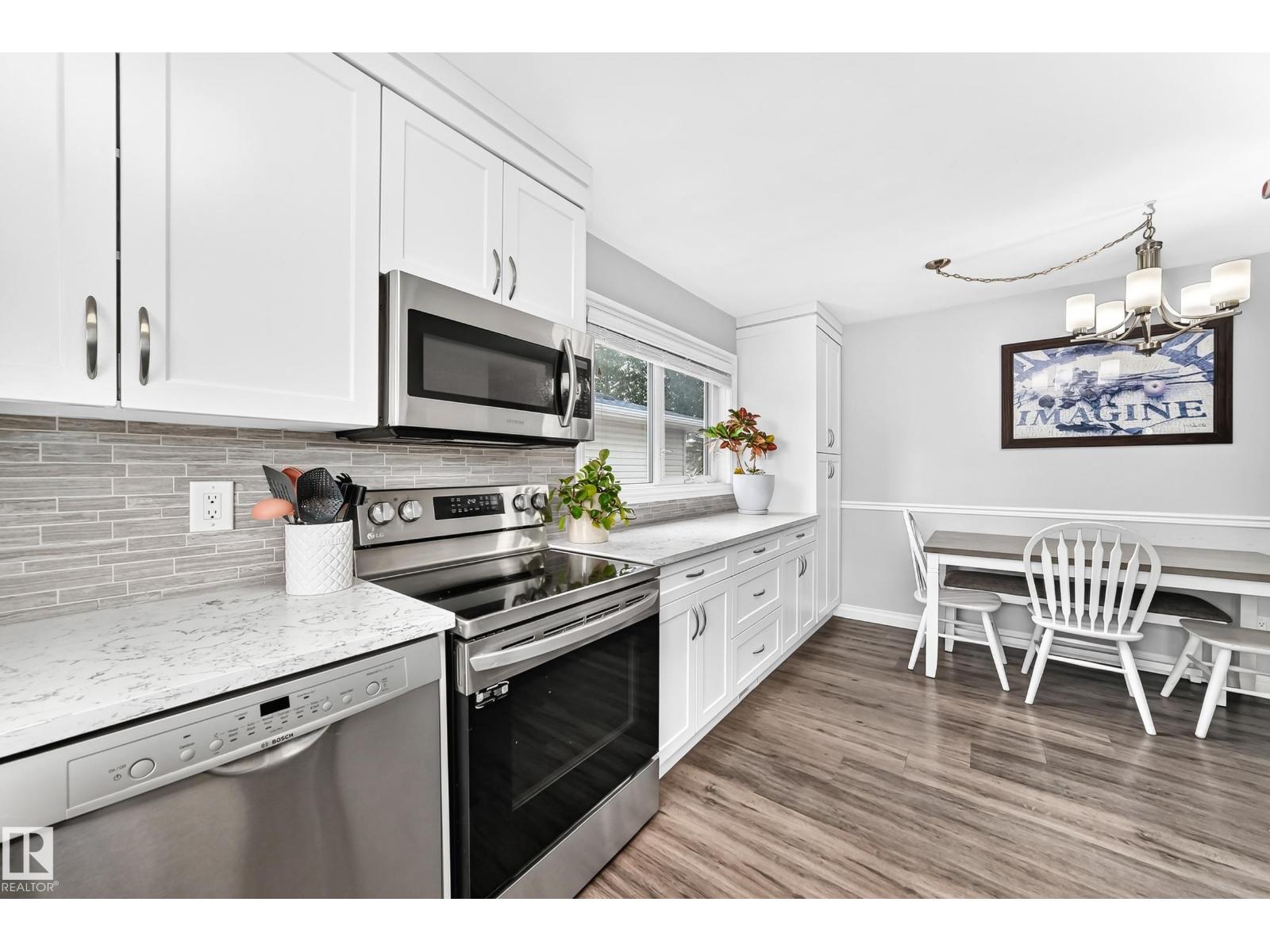 8751 155 ST NW — photo 11