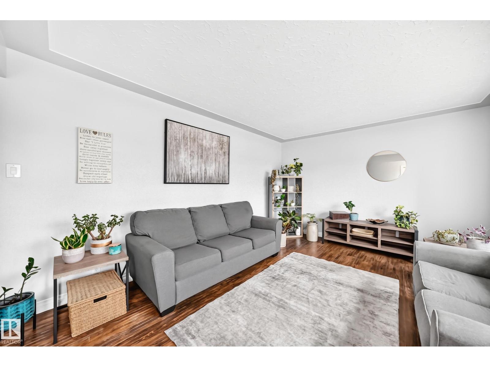 8751 155 ST NW — photo 16