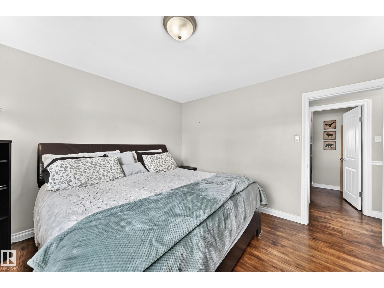 8751 155 ST NW — photo 21