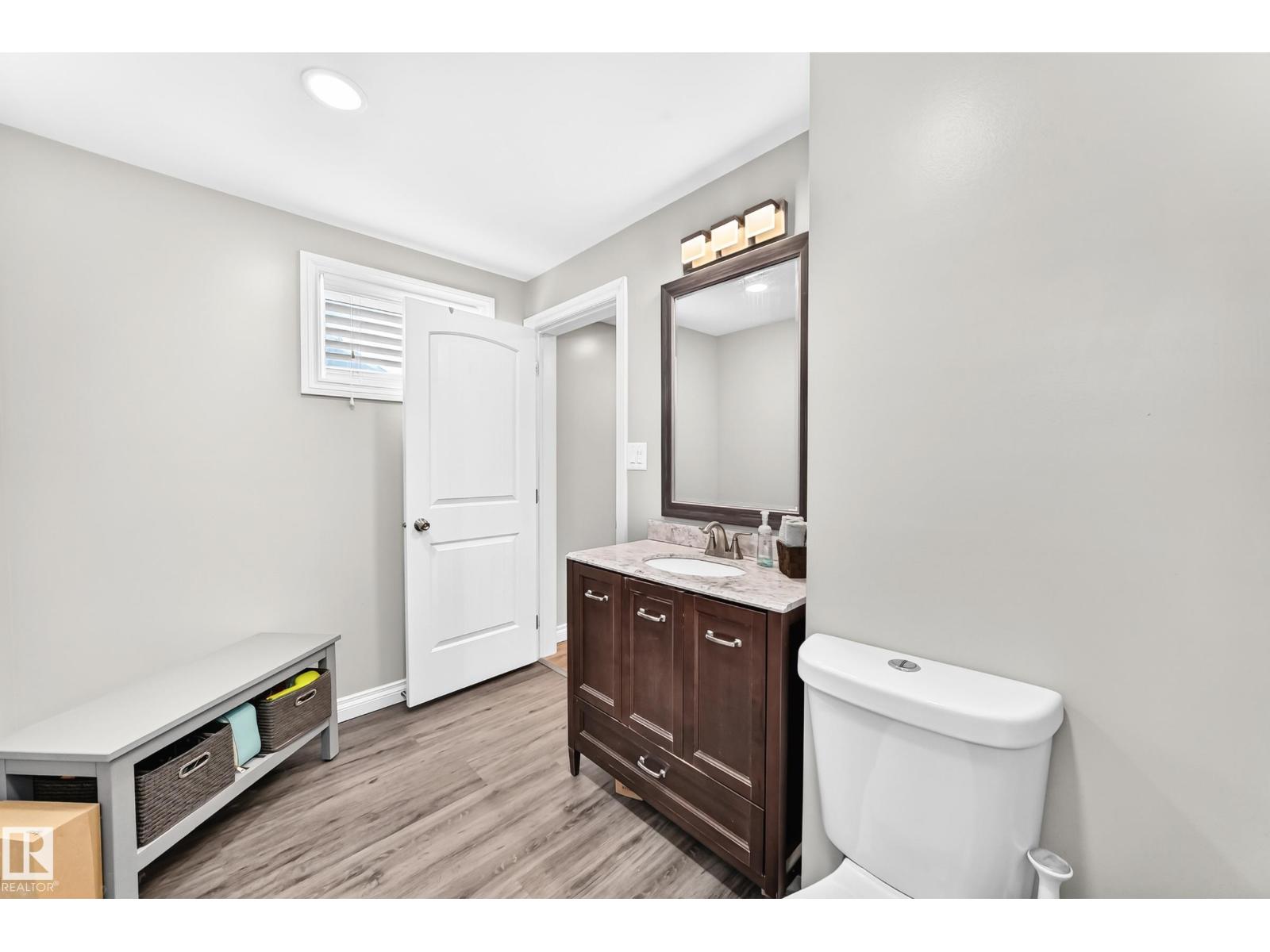 8751 155 ST NW — photo 42