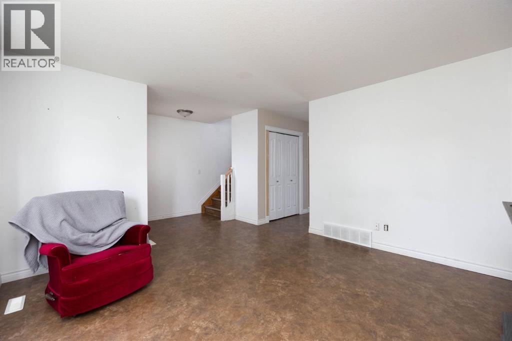 182 Mcdougall Crescent - 9