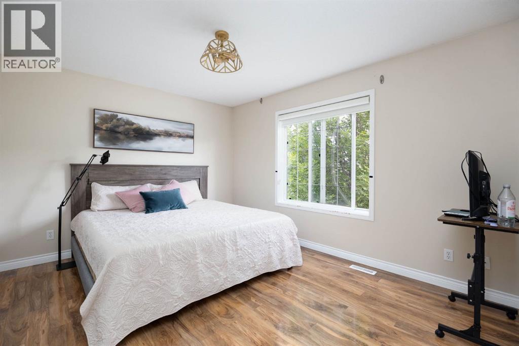 182 Mcdougall Crescent - 10