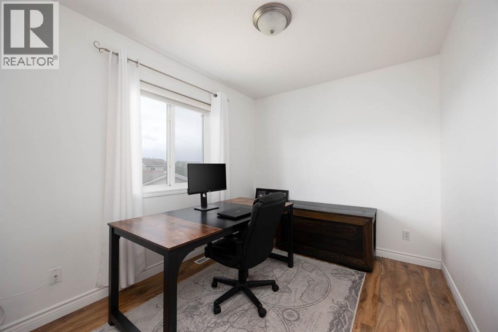 182 Mcdougall Crescent - 13