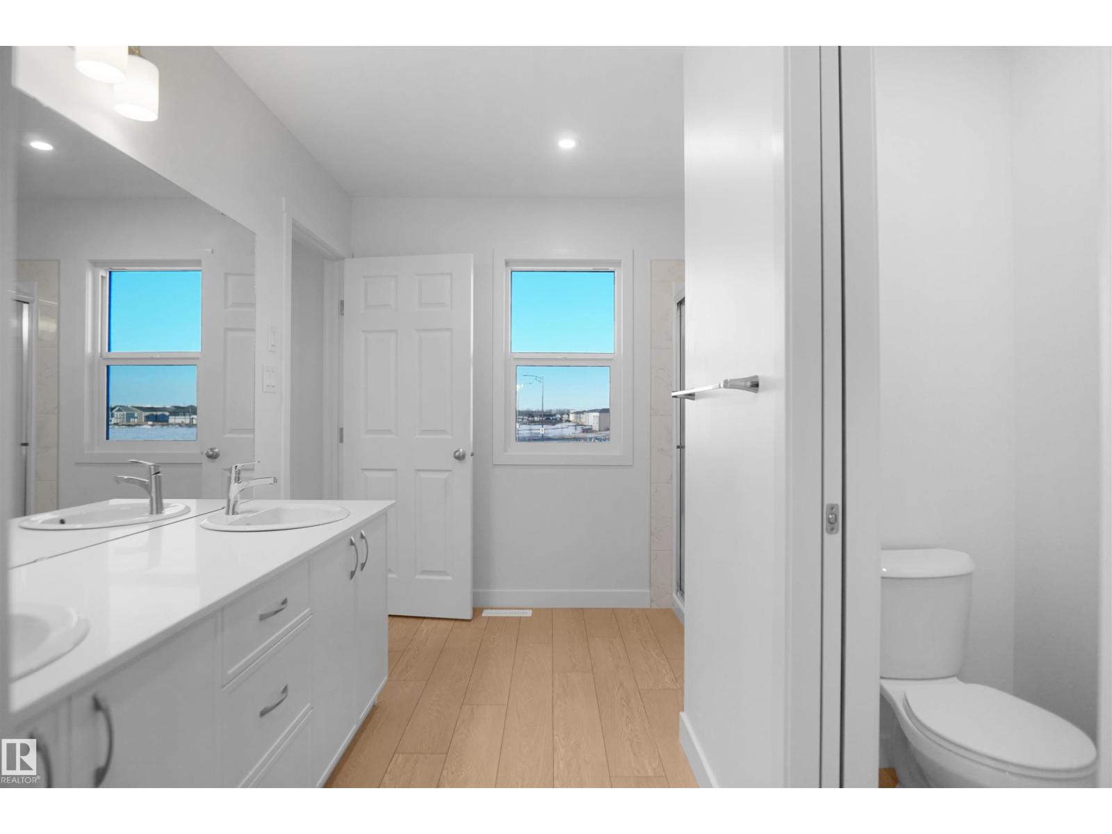 20924 16 AV NW - 22