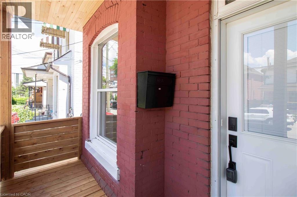 36 FULLERTON Avenue - Image 4