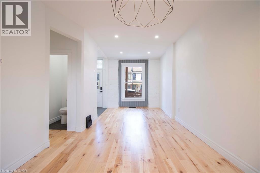 36 FULLERTON Avenue - Image 11