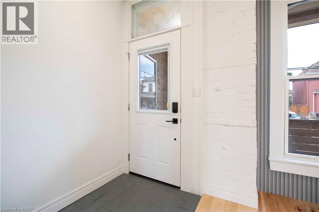 36 FULLERTON Avenue - Image 6