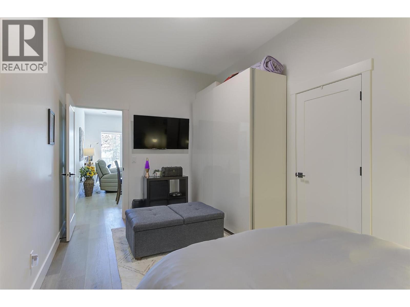 6 2835 Canyon Crest Drive, West Kelowna