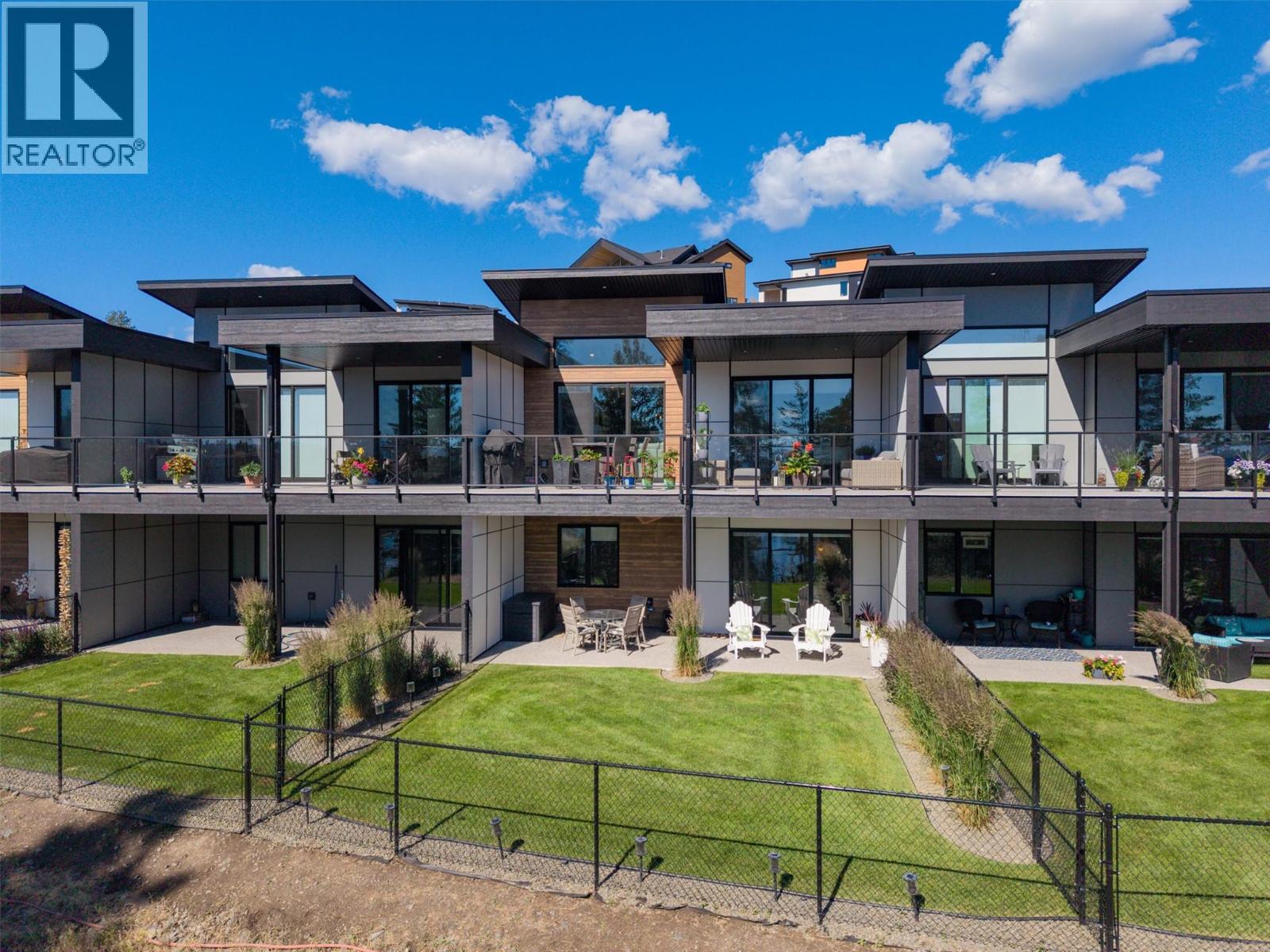 6 2835 Canyon Crest Drive, West Kelowna