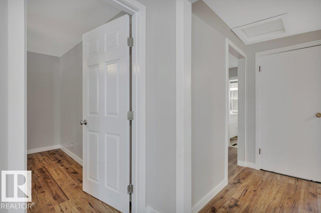 4712 47 AV — photo 25