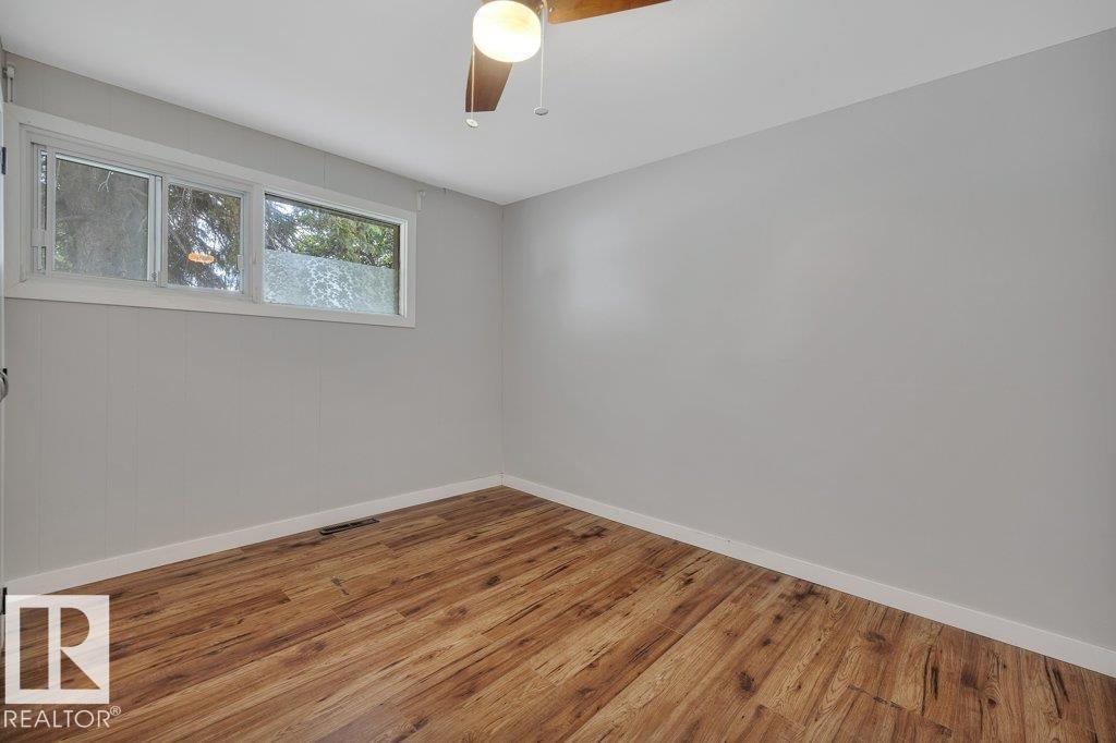 4712 47 AV — photo 27