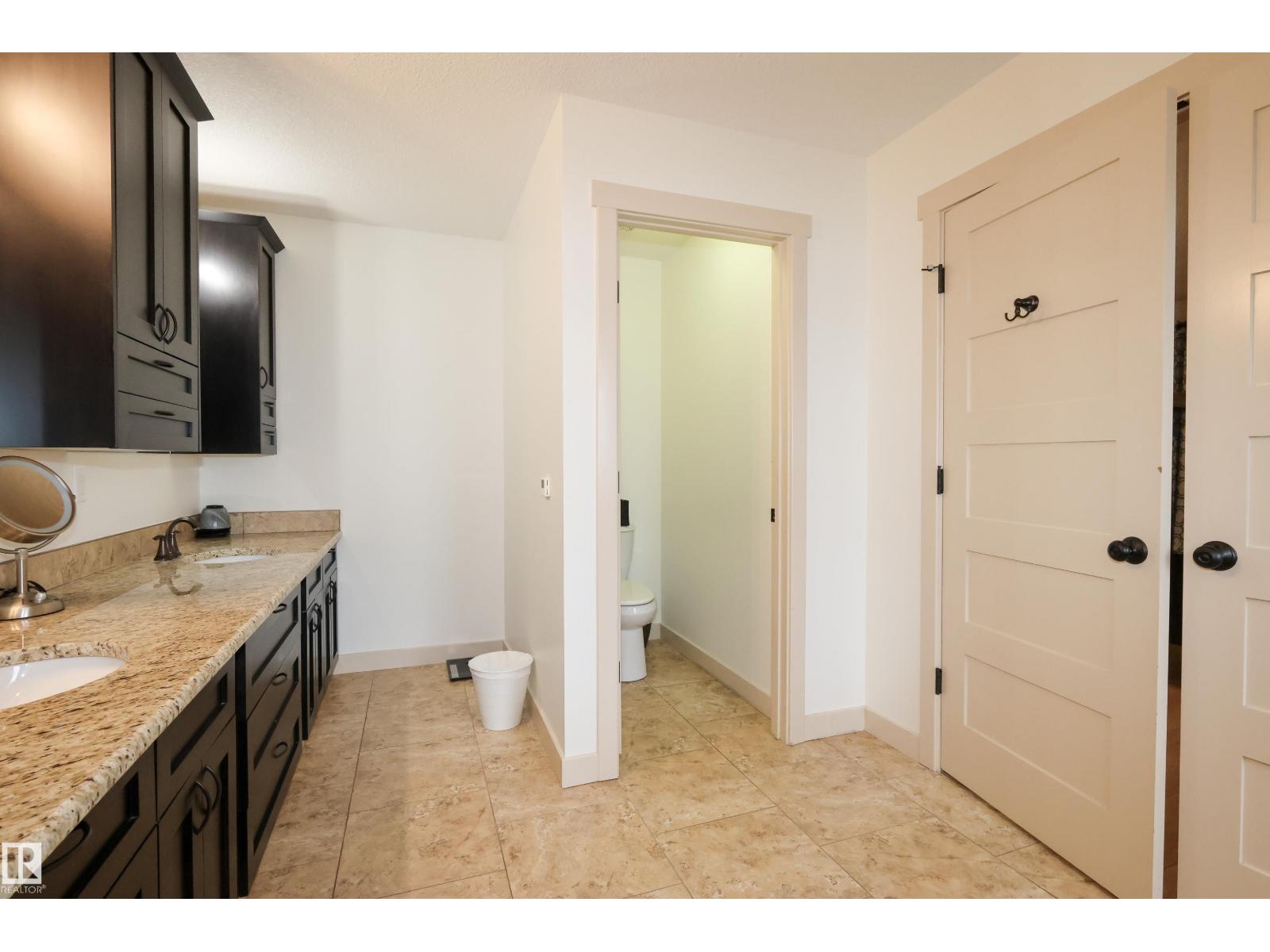 9720 102 AV — photo 32