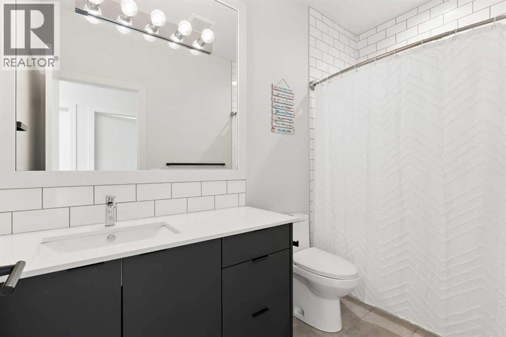 5406 21 Street SW - 32