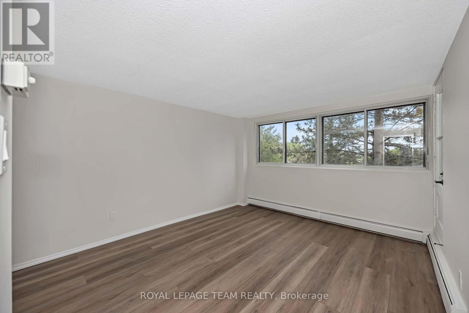 4 Bed, 2 Bath Apartment for Sale in Ottawa – 214 – 2630 SOUTHVALE CRESCENT, Ottawa – MLS# X13477248 - Image 28