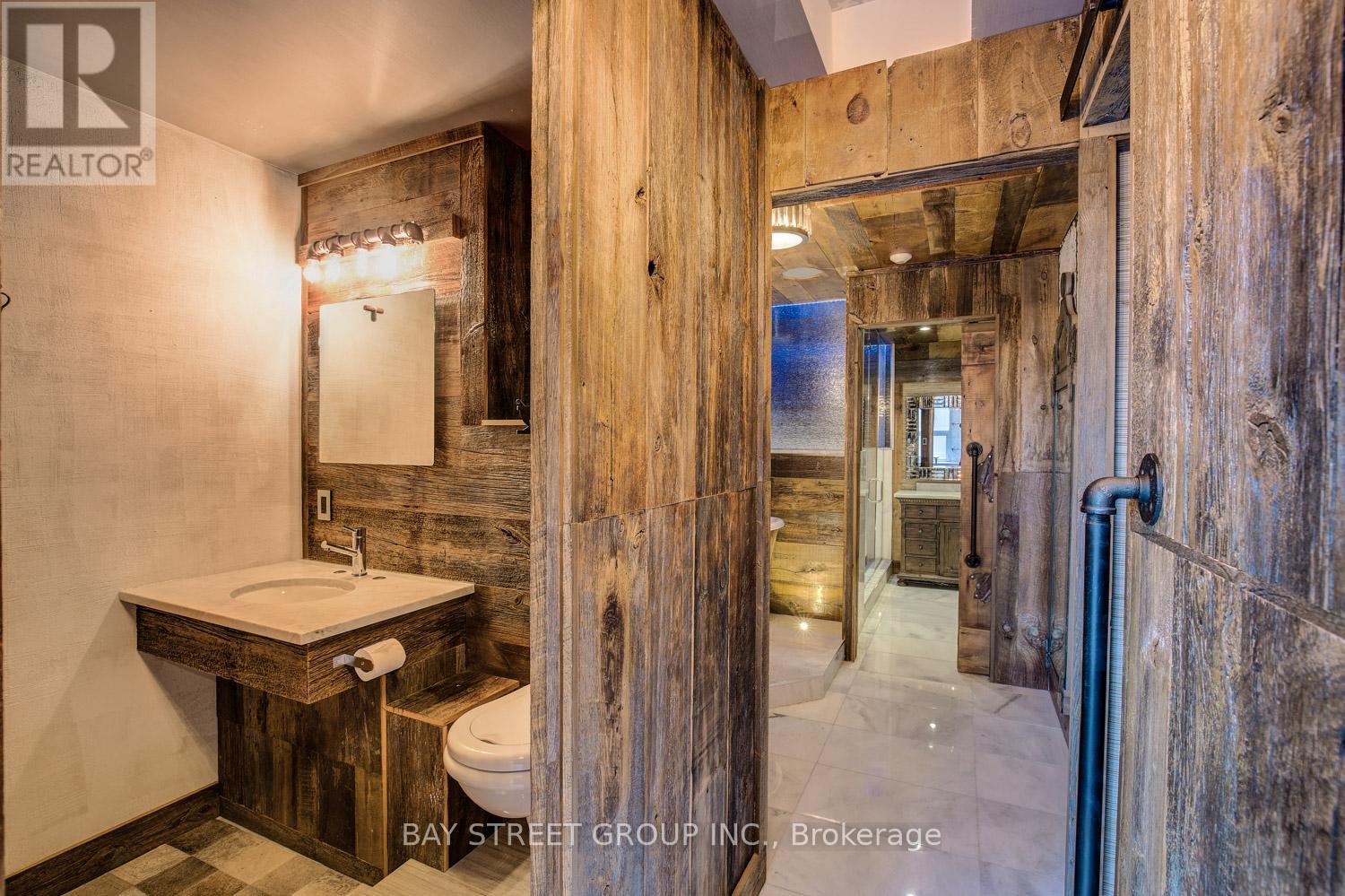 #301 68 YORKVILLE AVENUE - 11