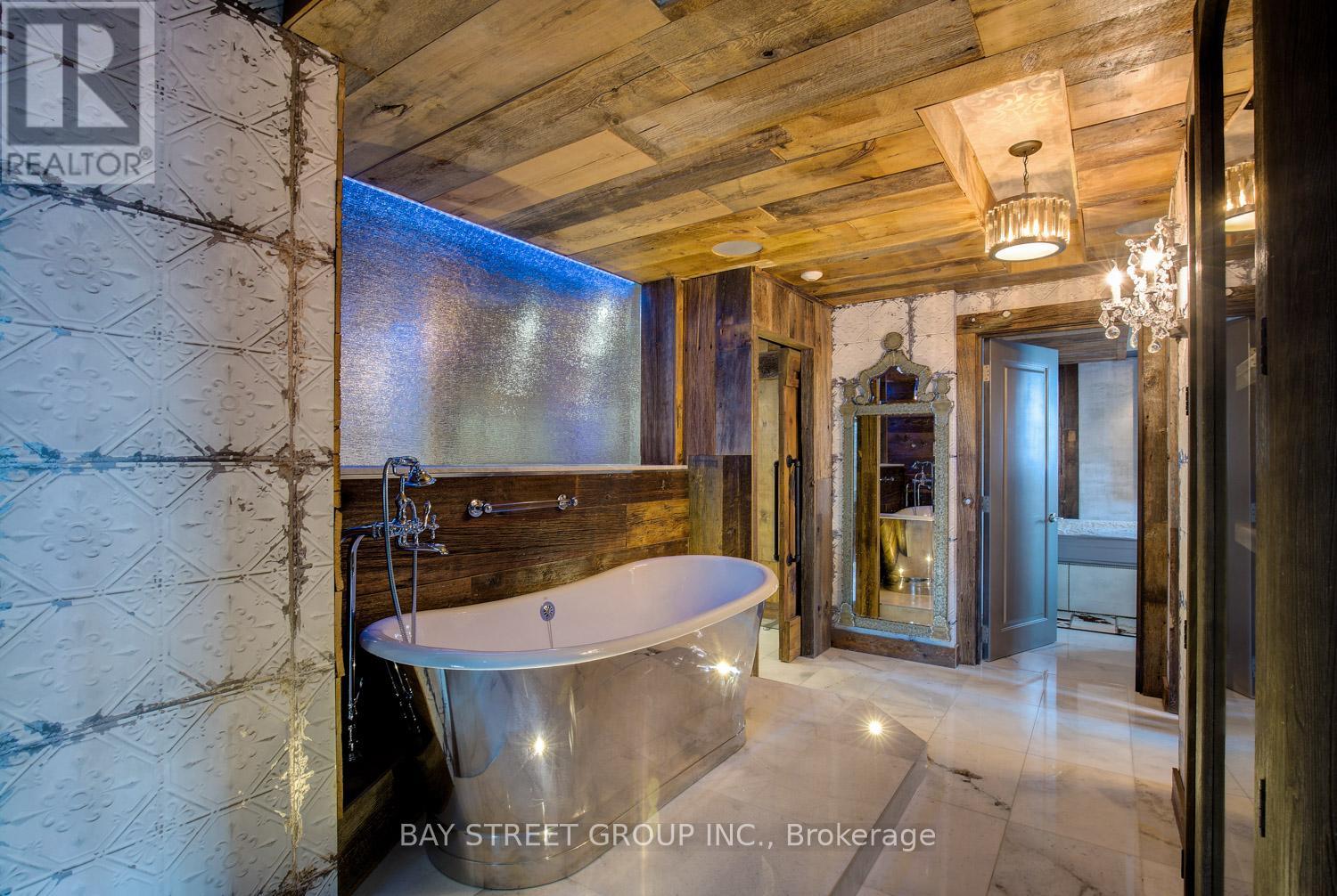 #301 68 YORKVILLE AVENUE - 6