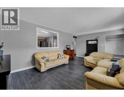 401 15 Street E, Drumheller, AB T0J0Y5 Photo 13