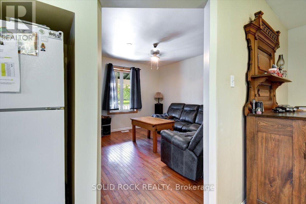 53 CHURCH (ST) AVENUE - 12