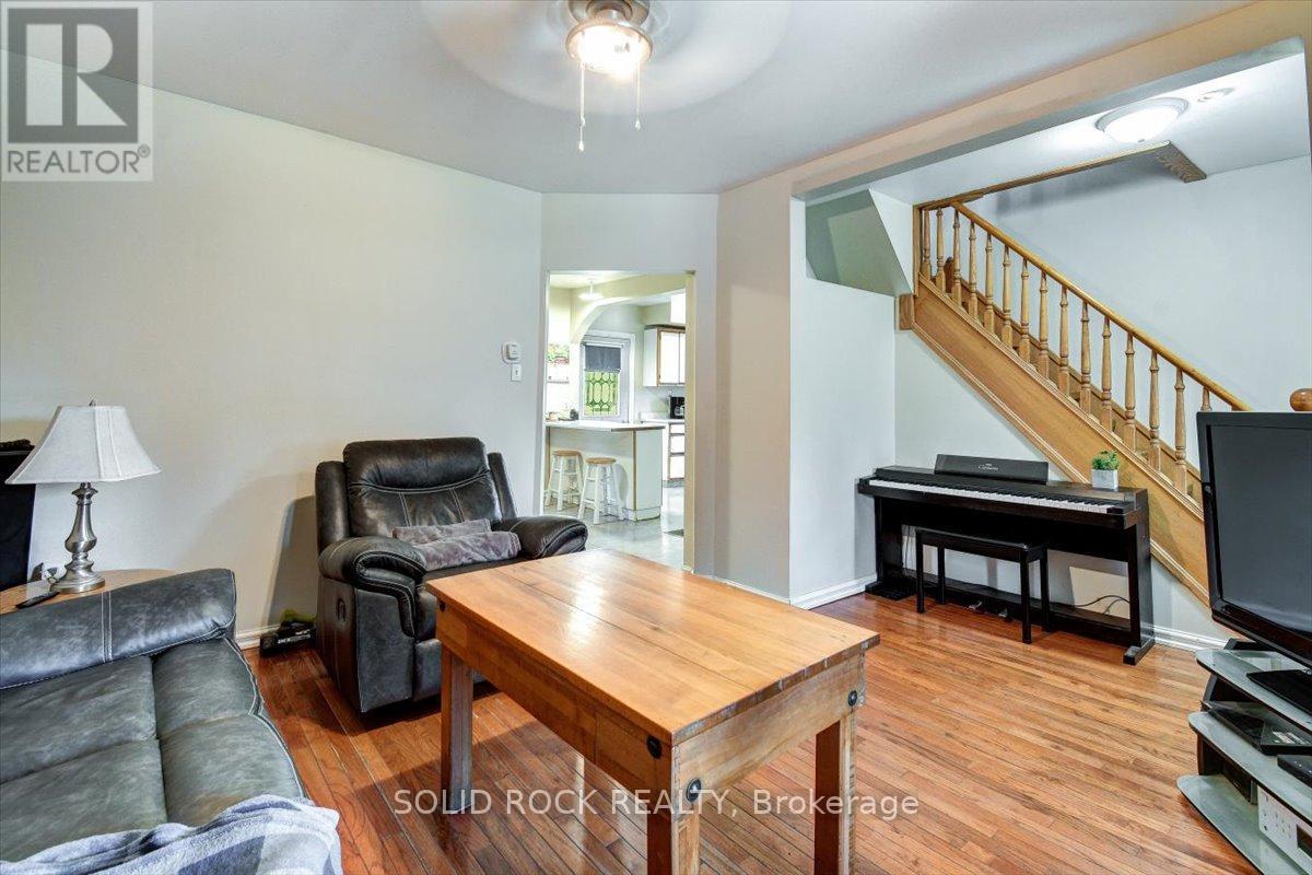 53 CHURCH (ST) AVENUE - 16