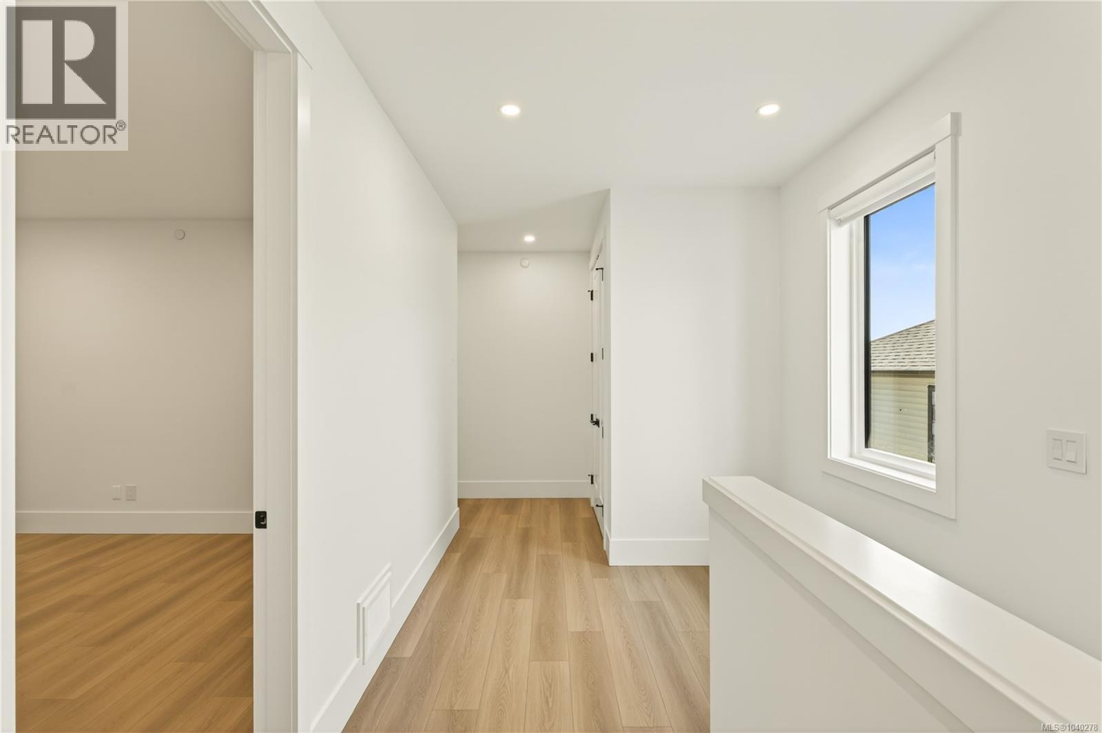 #102 2302 Arbot Rd - 43
