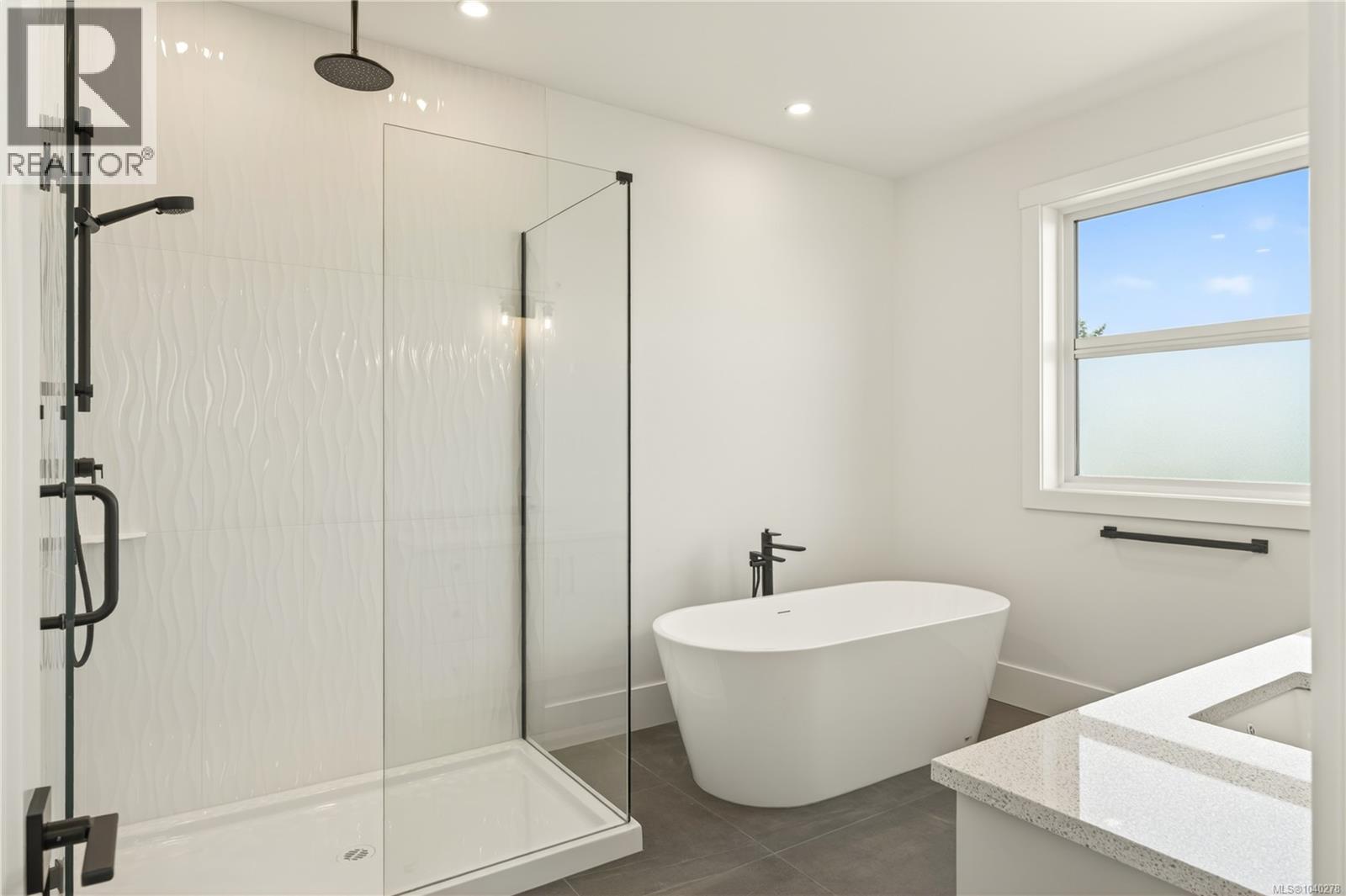 #102 2302 Arbot Rd - 7