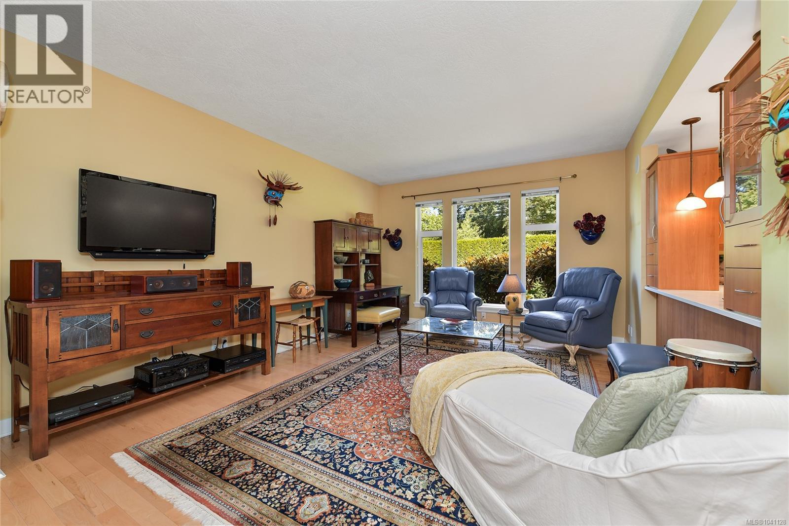  770 Hill Rise Lane, Saanich