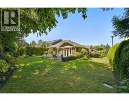 770 Hill Rise Lane, Saanich, BC V8Y3K2 Photo 53
