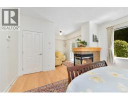 770 Hill Rise Lane, Saanich, BC V8Y3K2 Photo 31