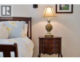 770 Hill Rise Lane, Saanich, BC V8Y3K2 Photo 29