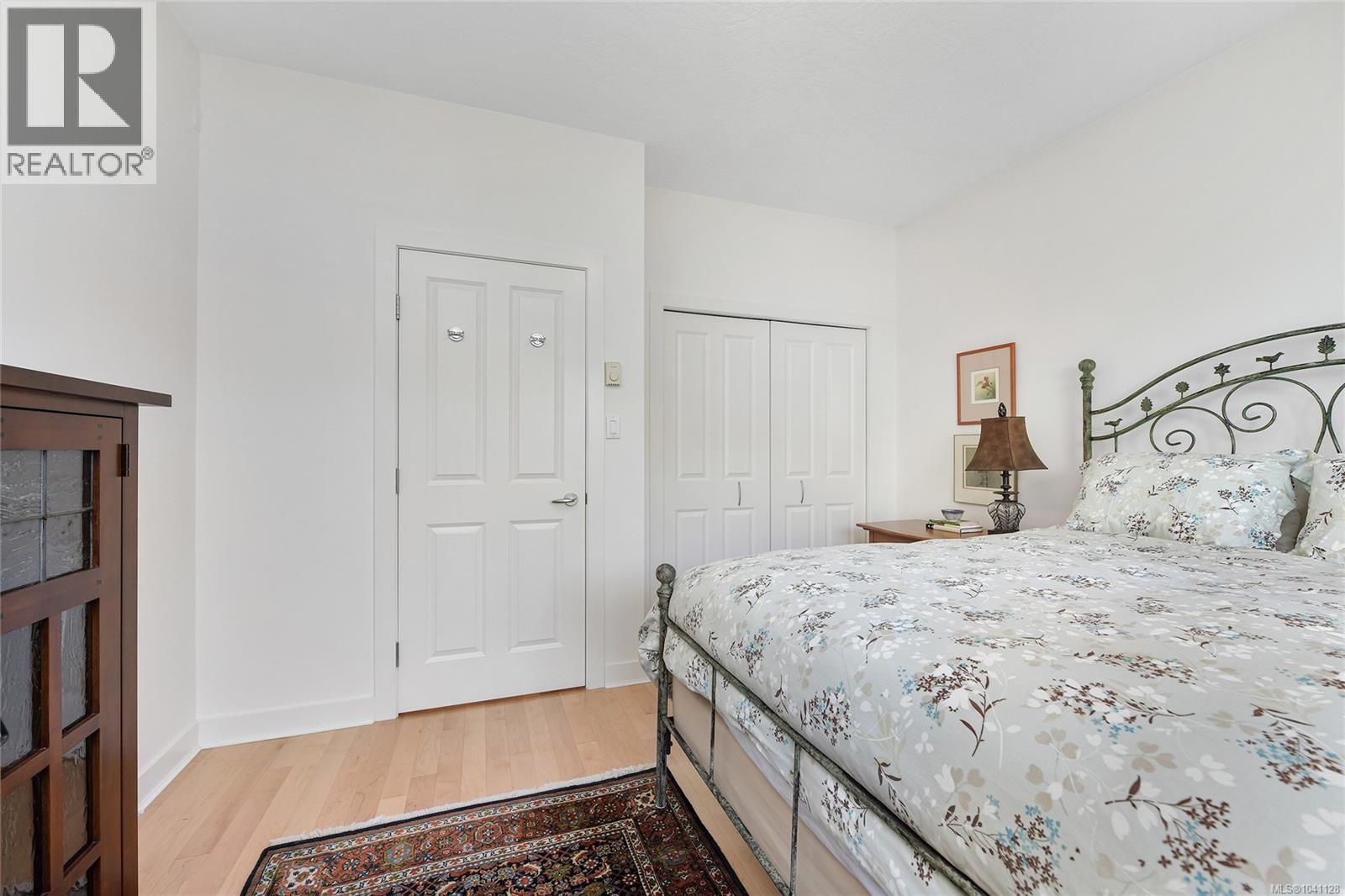  770 Hill Rise Lane, Saanich
