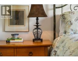 770 Hill Rise Lane, Saanich, BC V8Y3K2 Photo 44