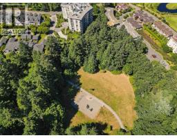 770 Hill Rise Lane, Saanich, BC V8Y3K2 Photo 69