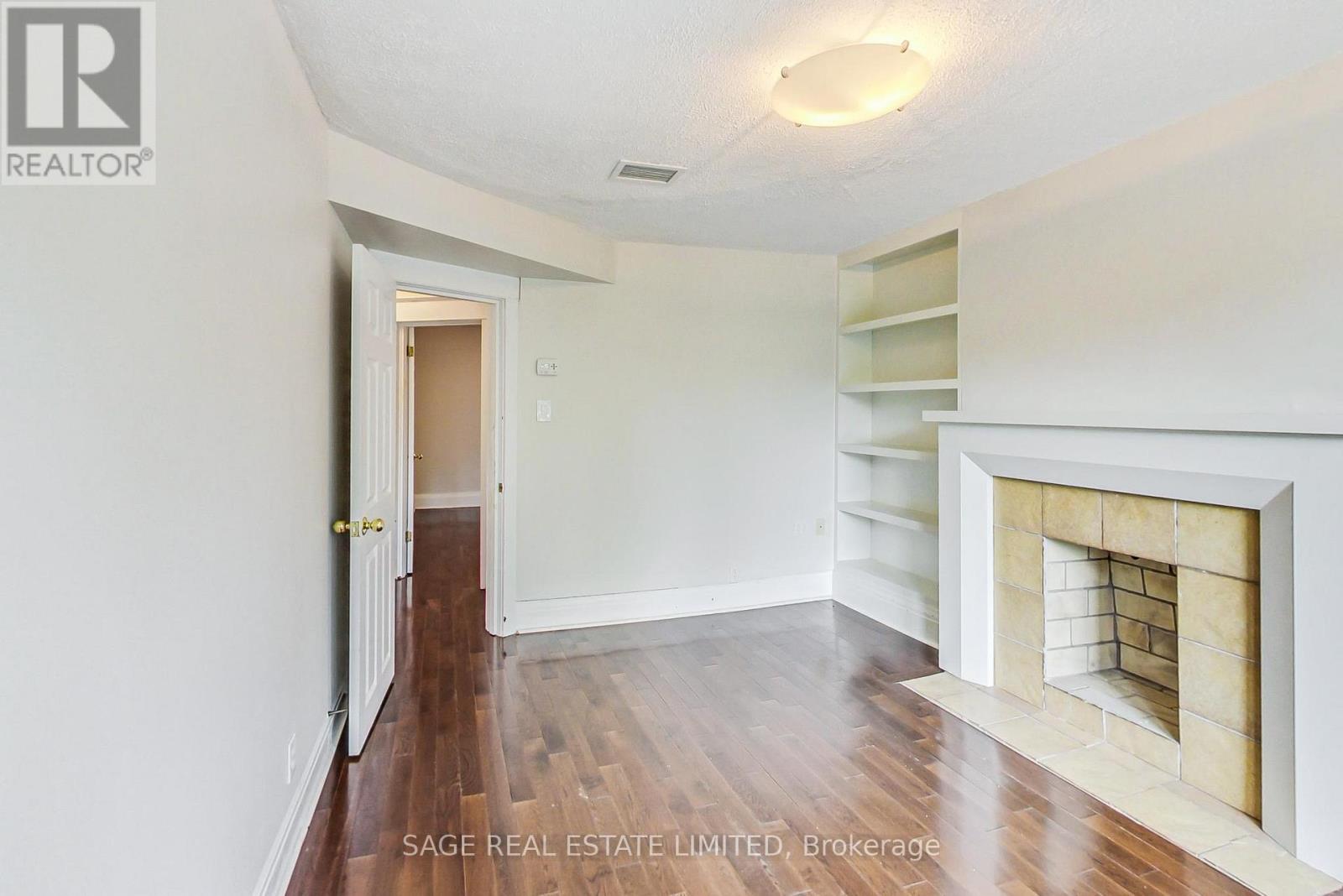 46 ALBERTA AVENUE - 22