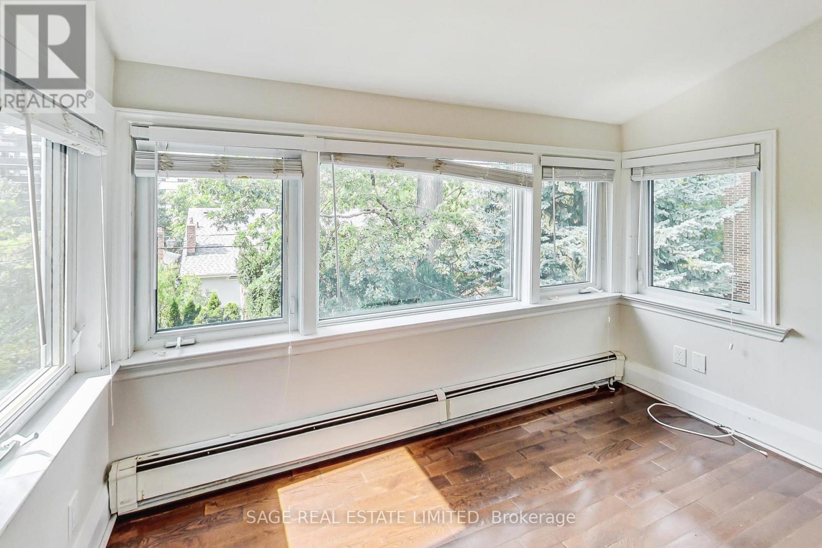 46 ALBERTA AVENUE - 23