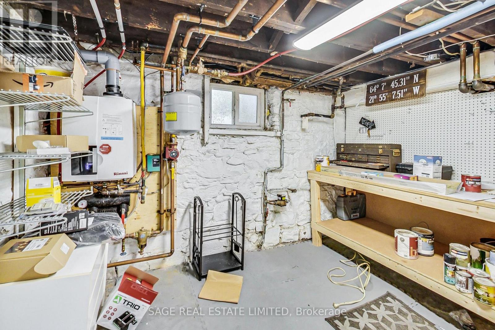 46 ALBERTA AVENUE - 42