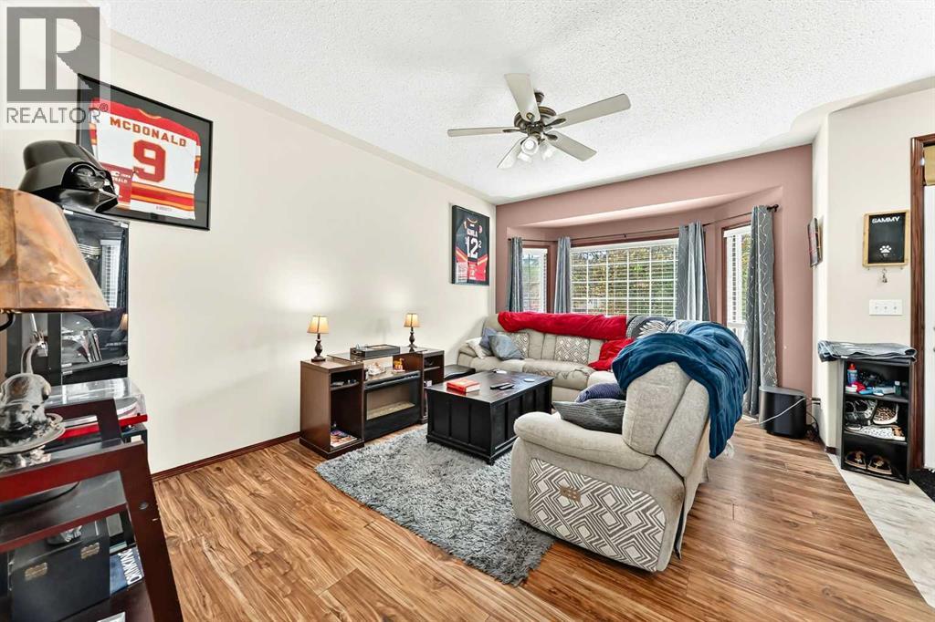 21 Amer Close - photo 4