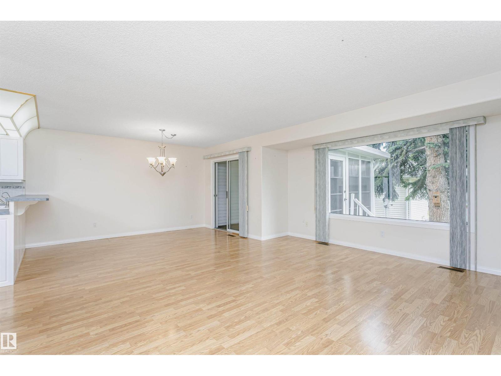#26 1650 42 ST NW — photo 7